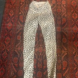 grippy pole dance pants size xxs great condition, white with black cheeta